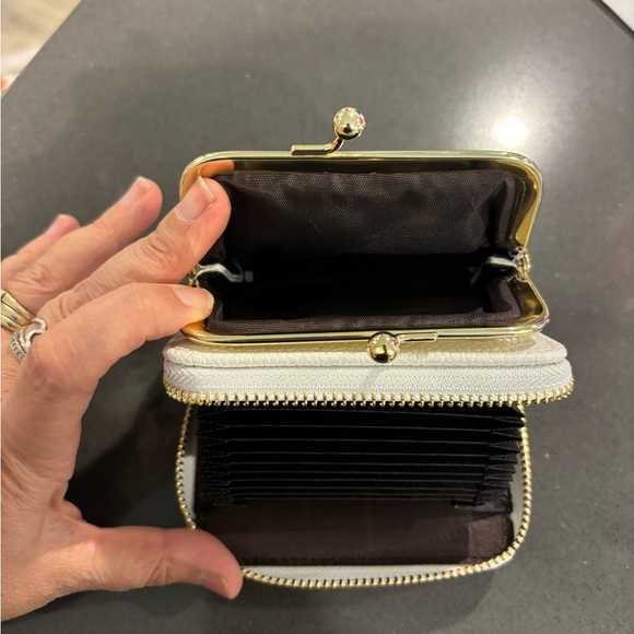 White and gold, new not used at all - Picture 4 of 4